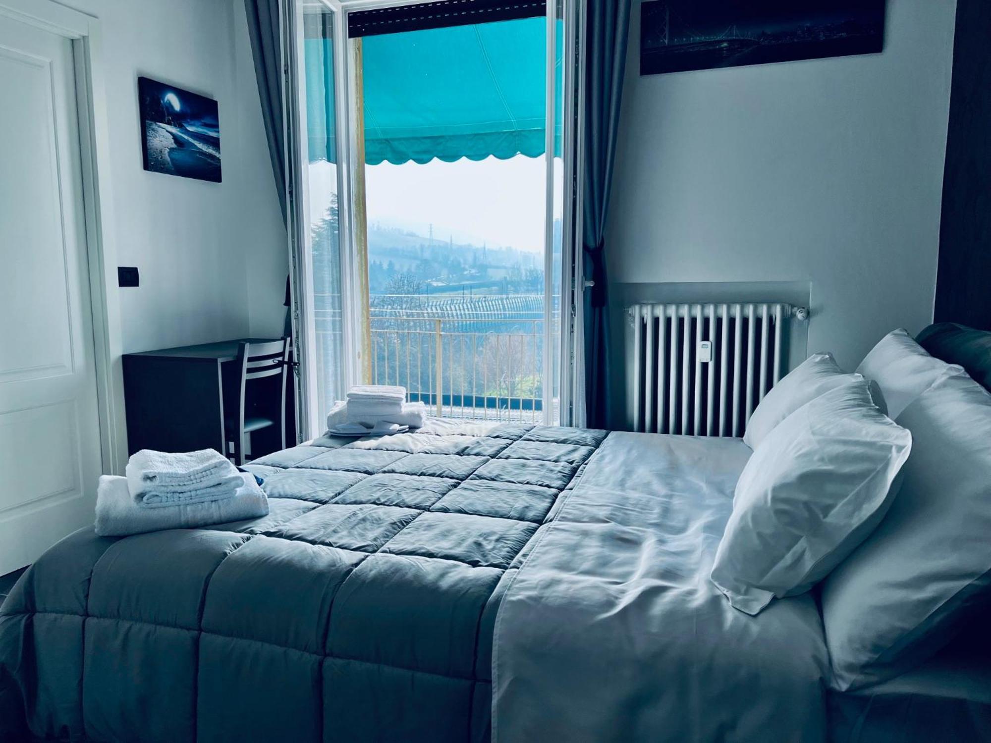 Seven Nights Bologna Bed & Breakfast Екстериор снимка