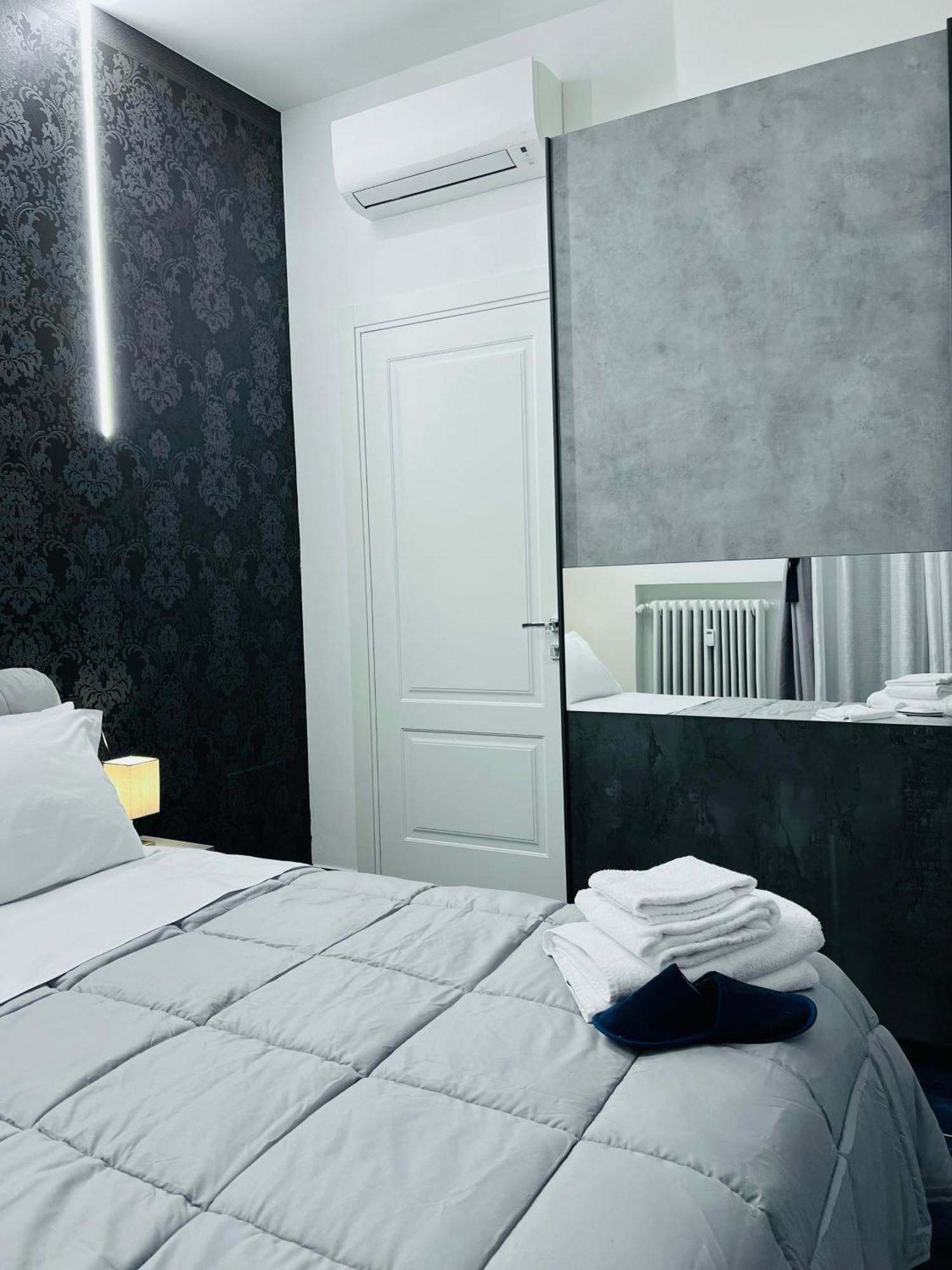 Seven Nights Bologna Bed & Breakfast Екстериор снимка